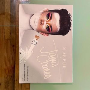 Morphe X James Charles: The James Charles Palette